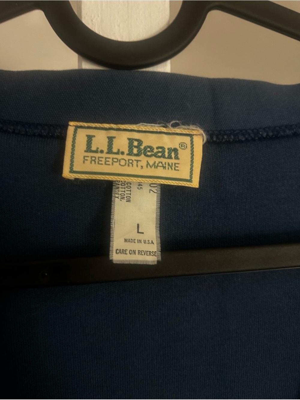 Vintage L.L Bean Navy V-Neck Button Front Women's Cardigan Sweater - Picture 6 of 7